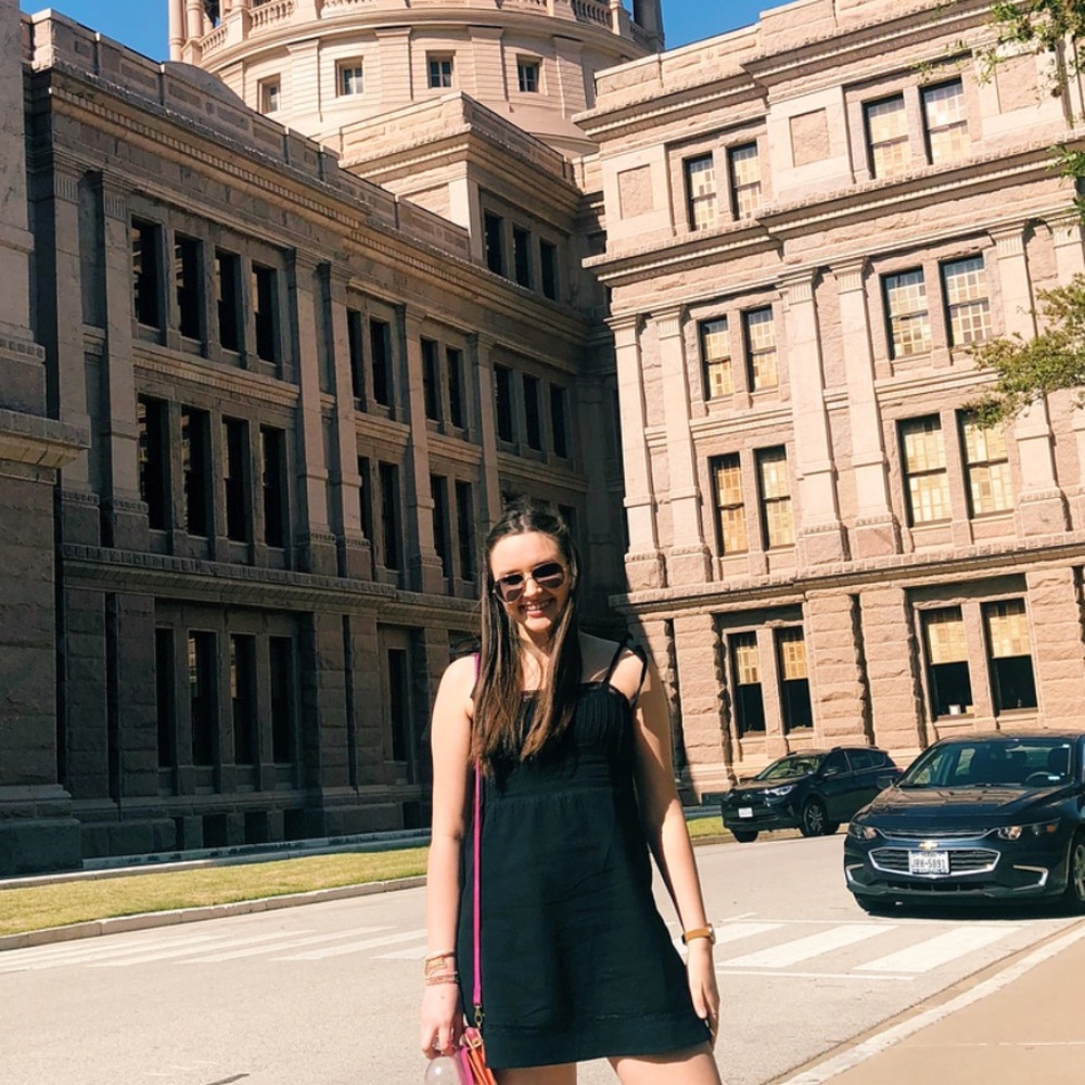 Meet your Posher, Lexi